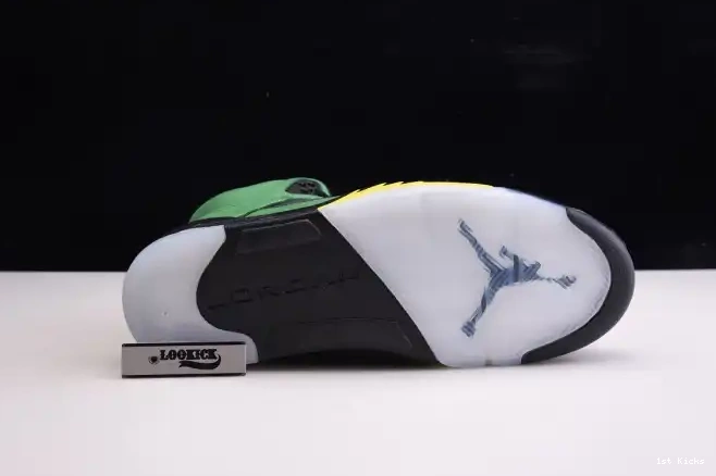1st Kicks 5 Air Ducks CK6631-307 Oregon Jordan SE 0615